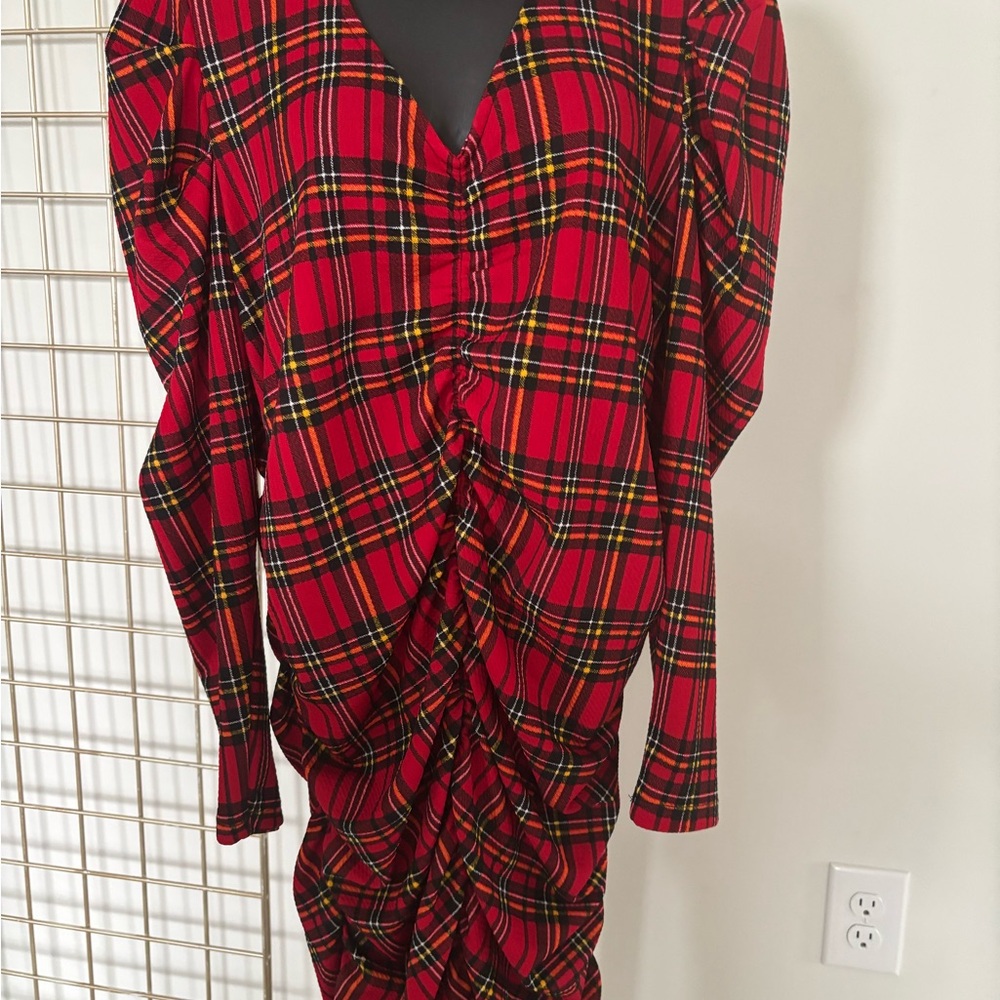 Red Ruched Sheath Dress with Puff Sleeves